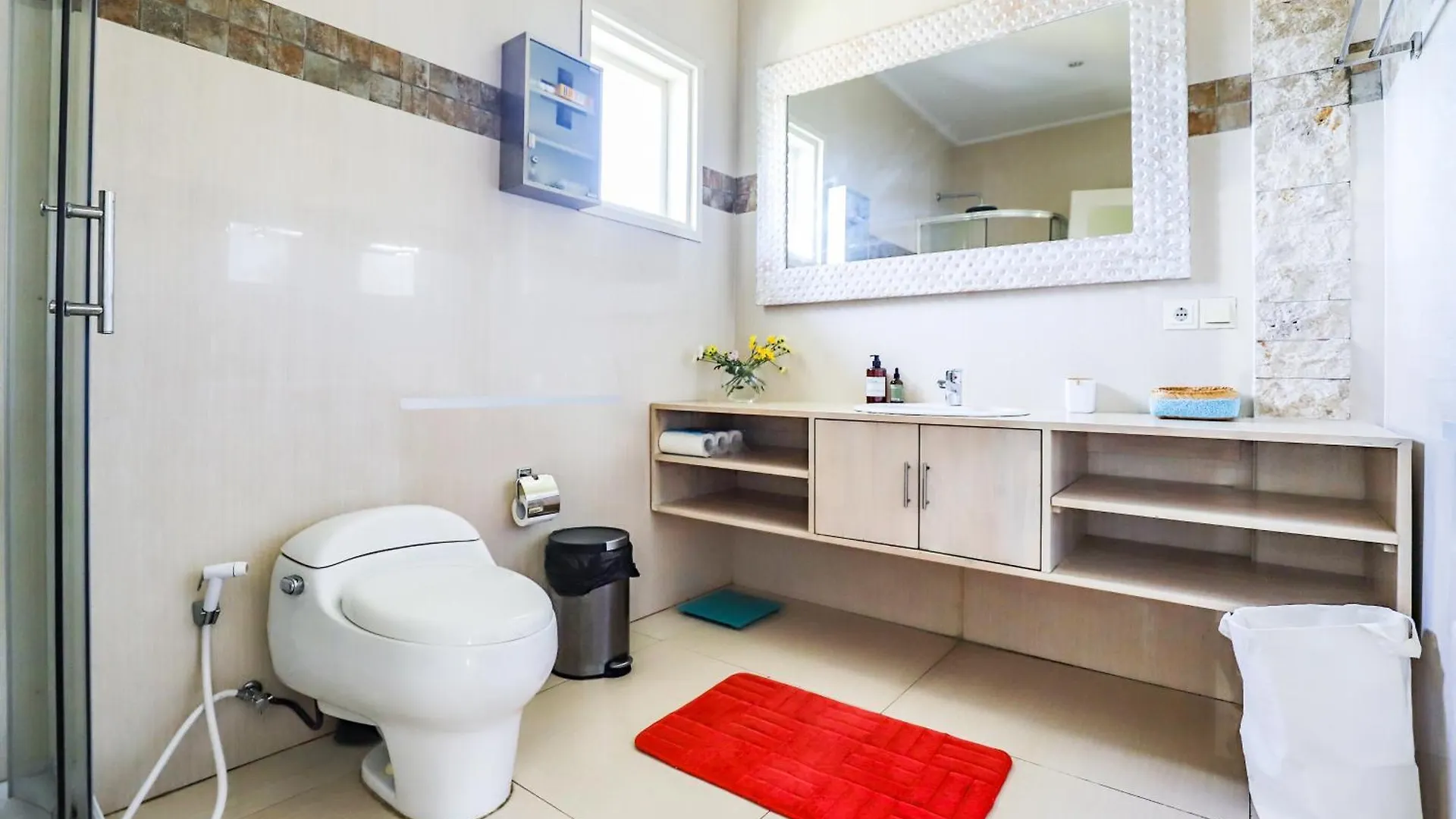 Canggu Art Loft - Luxury Stay With Berawa View 2Bdr Indonesia